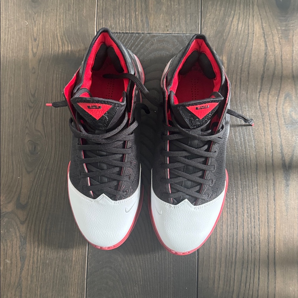 Nike LeBron 19 XIX Low Bred 2022 new no box men’s size 11.5 - Picture 2 of 13